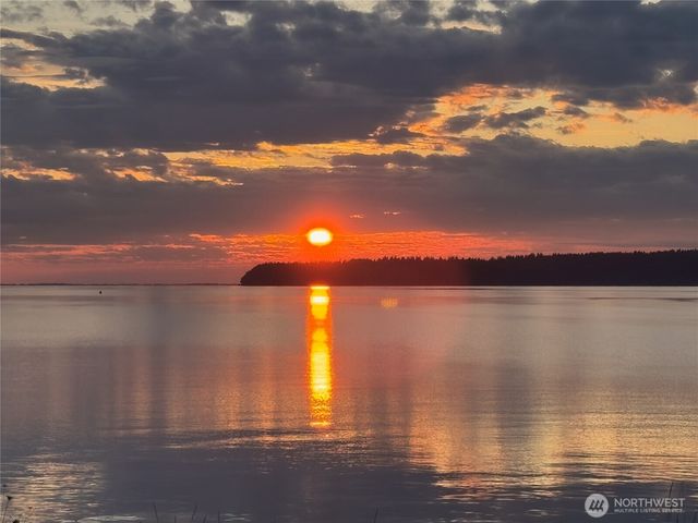 9411 Turnstone Lane, Blaine, WA 98230