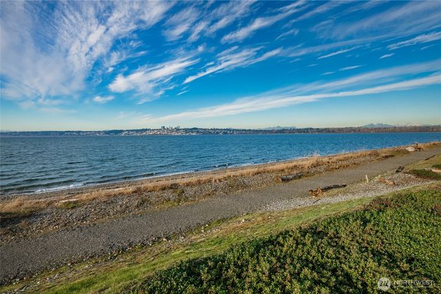 9411 Turnstone Lane, Blaine, WA 98230