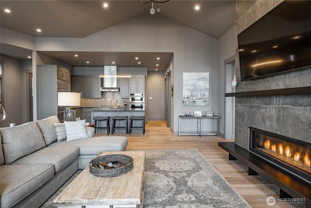 9411 Turnstone Lane, Blaine, WA 98230