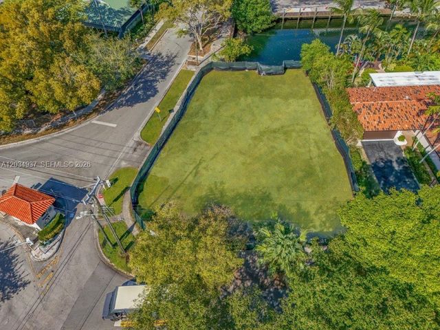 1805 Ixora Road, North Miami, FL 33181