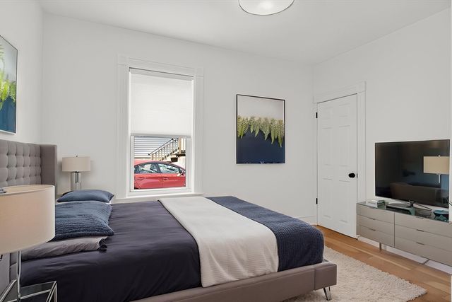 28 Ekman St 1, Worcester, MA 01607