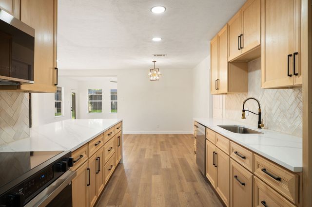 3621 Stephenson Drive, Bedford, TX 76021