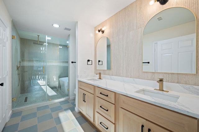 3621 Stephenson Drive, Bedford, TX 76021