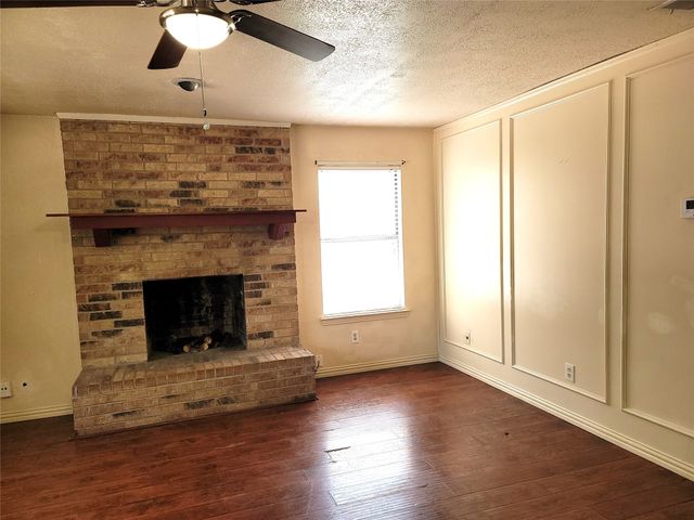 1806 Family Circle, Grand Prairie, TX 75051