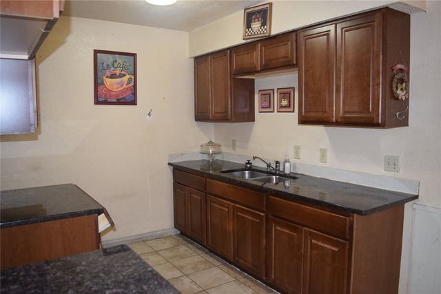 1806 Family Circle, Grand Prairie, TX 75051