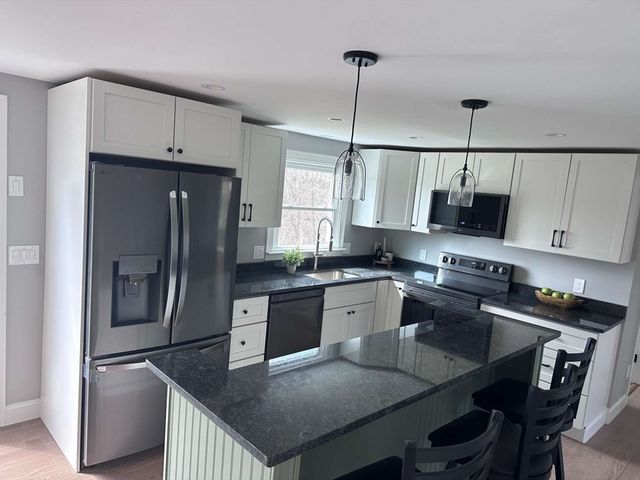 128 Providence Road, Grafton, MA 01519