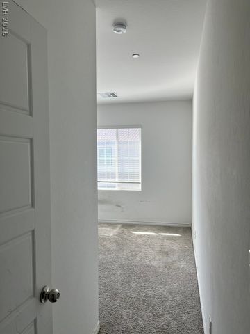 7324 North Decatur Boulevard 4, Las Vegas, NV 89131