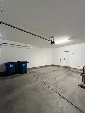 7324 North Decatur Boulevard 4, Las Vegas, NV 89131