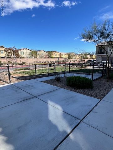 7324 North Decatur Boulevard 4, Las Vegas, NV 89131