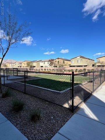 7324 North Decatur Boulevard 4, Las Vegas, NV 89131