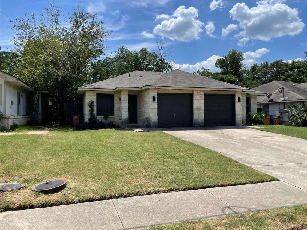 1239 Armadillo RD A, Austin, TX 78745