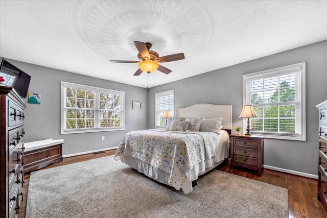 1942 Capital Hill RD, Moneta, VA 24121