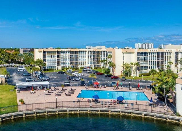 801 Three Islands Blvd 412, Hallandale Beach, FL 33009