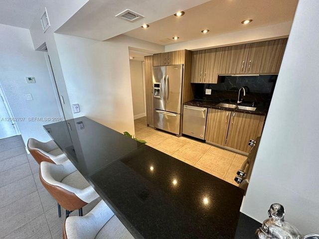 801 Three Islands Blvd 412, Hallandale Beach, FL 33009