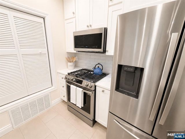 729 Madison Street 1C, Hoboken, NJ 07030