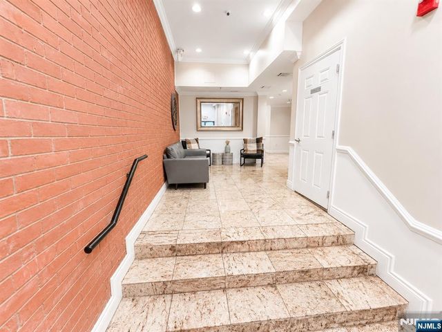 729 Madison Street 1C, Hoboken, NJ 07030