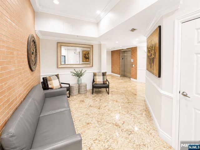 729 Madison Street 1C, Hoboken, NJ 07030
