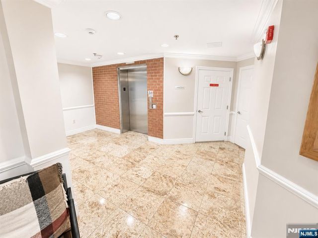 729 Madison Street 1C, Hoboken, NJ 07030