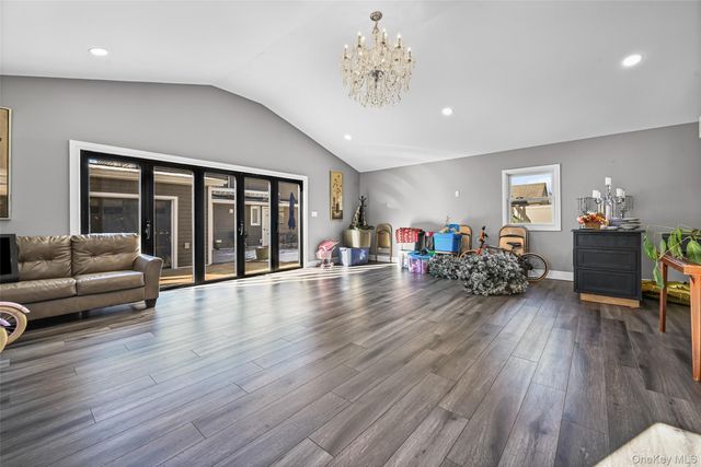 4185 Harriet Road, Bethpage, NY 11714