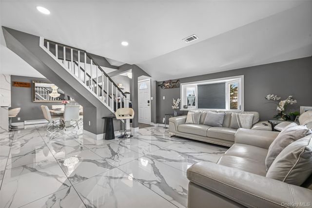 4185 Harriet Road, Bethpage, NY 11714