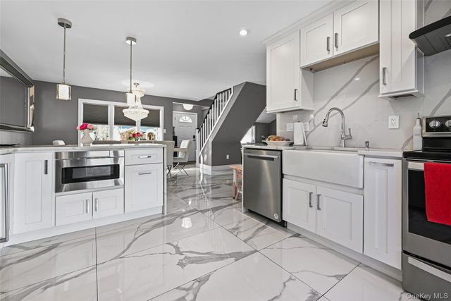 4185 Harriet Road, Bethpage, NY 11714