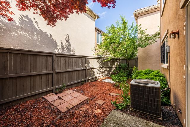5425 Washoe St, Sacramento, CA 95835