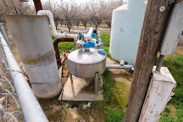 7581 E Kings Canyon Road, Fresno, CA 93737