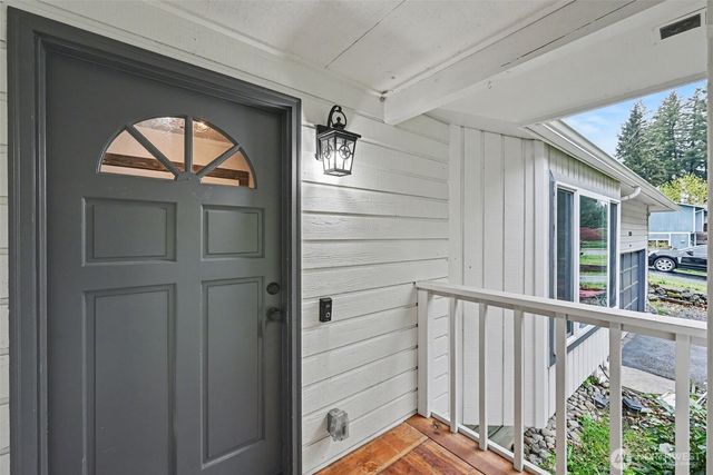 8203 181st Avenue E, Bonney Lake, WA 98391