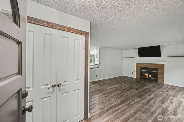 8203 181st Avenue E, Bonney Lake, WA 98391