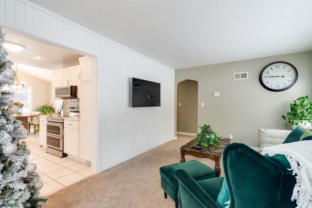 1714 30TH STREET S, La Crosse, WI 54601