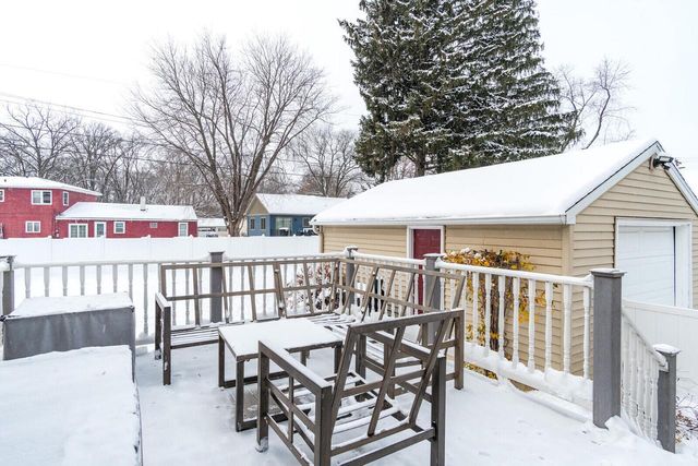 1714 30TH STREET S, La Crosse, WI 54601