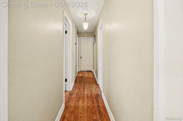 20501 Shady Lane Avenue, St. Clair Shores, MI 48080