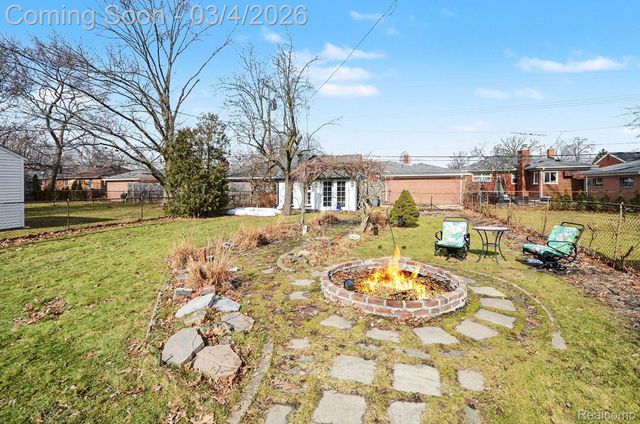 20501 Shady Lane Avenue, St. Clair Shores, MI 48080