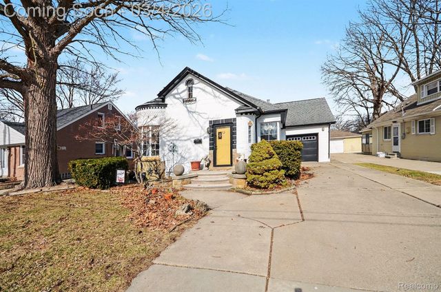 20501 Shady Lane Avenue, St. Clair Shores, MI 48080