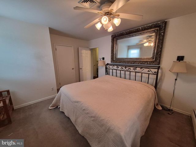 705 W VALLEY FORGE RD, King Of Prussia, PA 19406