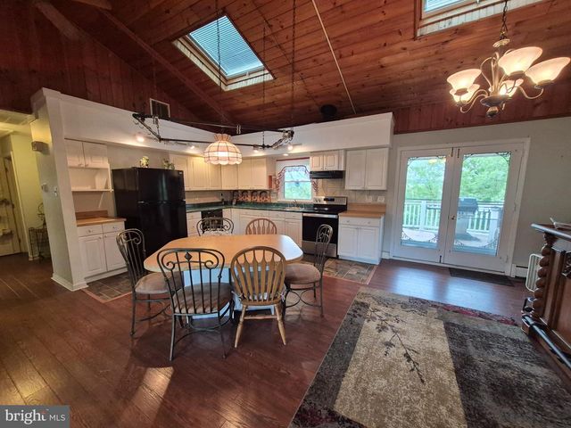705 W VALLEY FORGE RD, King Of Prussia, PA 19406