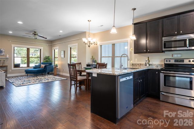 43 Burk Street, Asheville, NC 28806