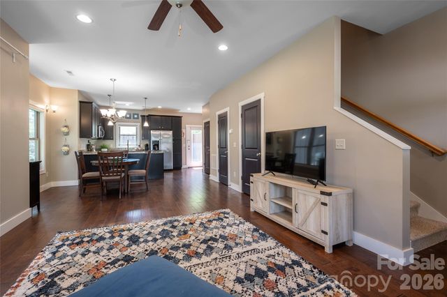 43 Burk Street, Asheville, NC 28806