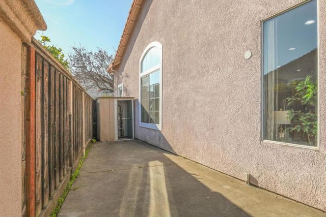 1293 Amber Court, San Leandro, CA 94577