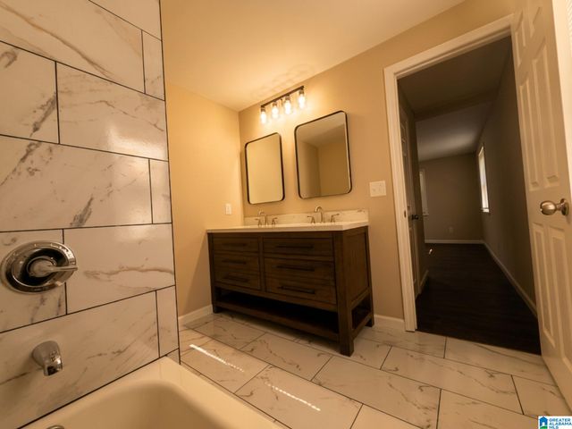 3209 ELM STREET, Adamsville, AL 35005