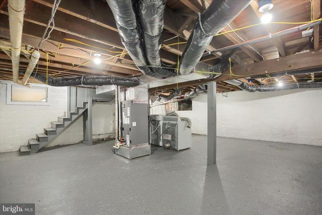 3711 WALNUT ST, Harrisburg, PA 17109