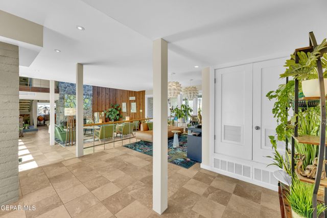 9900 FENWAY Drive, El Paso, TX 79925