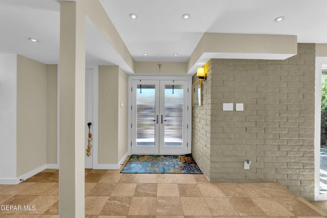 9900 FENWAY Drive, El Paso, TX 79925