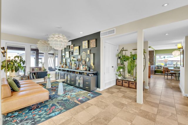 9900 FENWAY Drive, El Paso, TX 79925