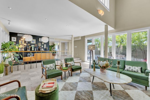 9900 FENWAY Drive, El Paso, TX 79925