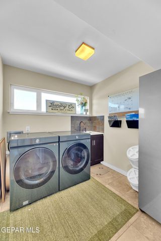 9900 FENWAY Drive, El Paso, TX 79925