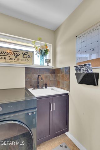 9900 FENWAY Drive, El Paso, TX 79925