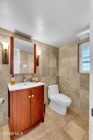 9900 FENWAY Drive, El Paso, TX 79925