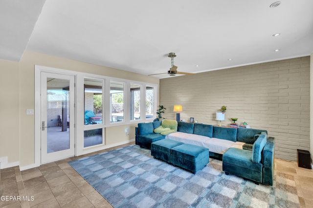 9900 FENWAY Drive, El Paso, TX 79925