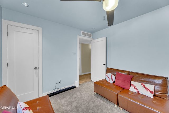 9900 FENWAY Drive, El Paso, TX 79925